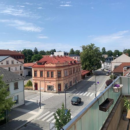 Apartman Az Pro 8 Osob Humpolec Esterno foto